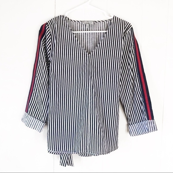 3/$25 🙌🏼 Almost Famous Striped Tie Blouse L - Picture 2 of 5